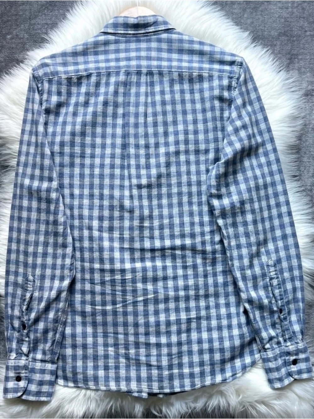 J. Crew Men’s Blue and White Gingham Button-Down Shirt Sz S Homespun 100% Cotton